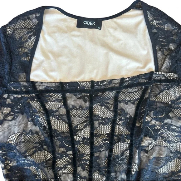 Cider U-Neckline Black Lace Corset Top Curve & Plus 1XL Coquette Grunge Goth - Picture 8 of 11